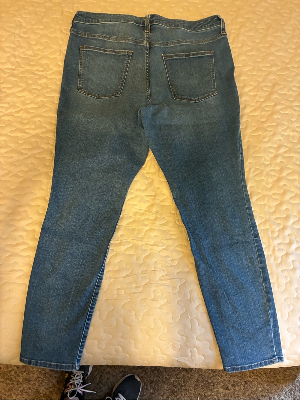 Universal threads - Picture 2 of 3